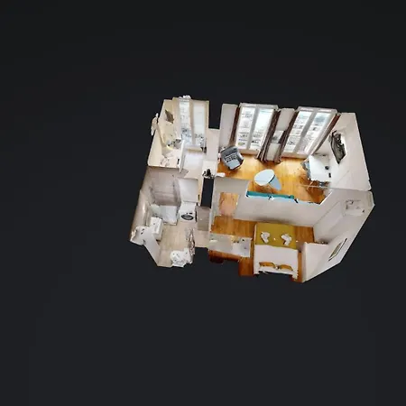 338 Montmartre - Superb In