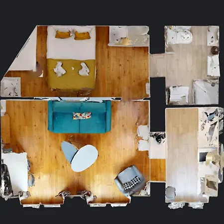 338 Montmartre - Superb In *